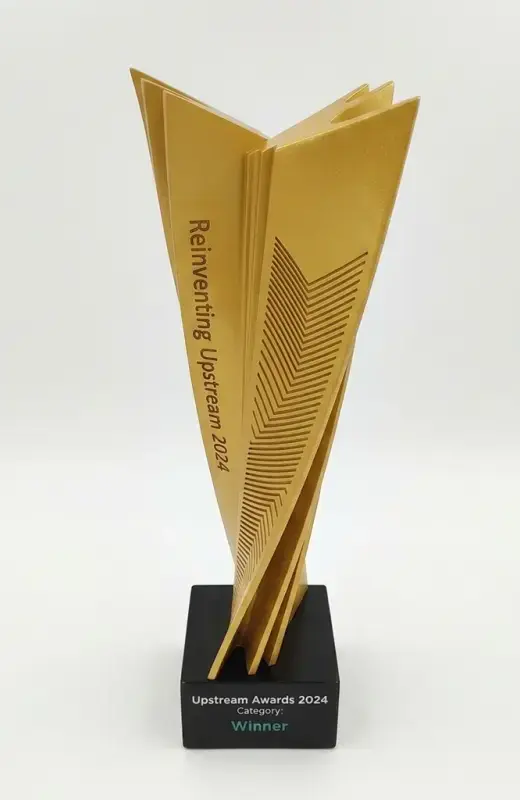 top view of trophy where you can see there is a pair of wings on top of the trophy that make it interesting trophy and plaque. This is made of resin 3d print.