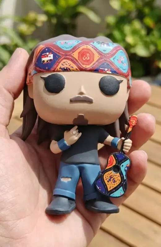 this show you the respective size on hand. We can do finishing on small miniature 3d printed to detail. Share with us your ideas.